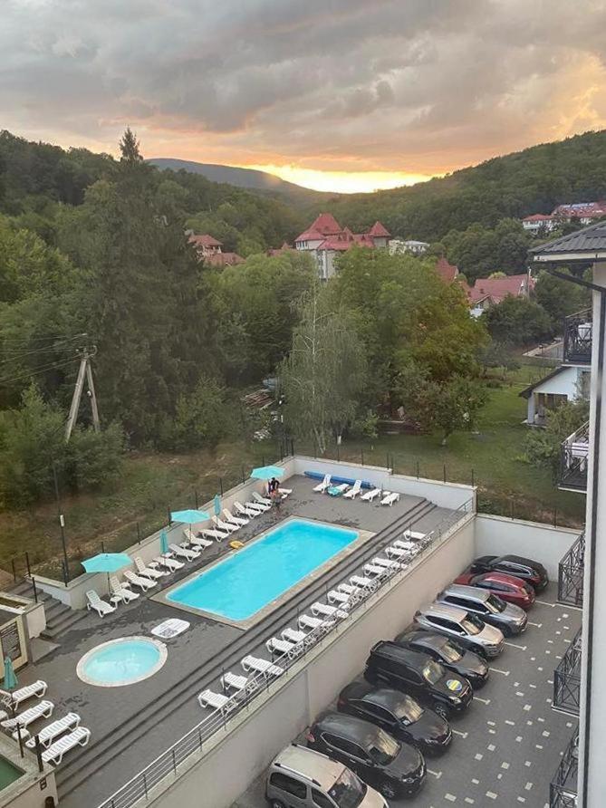 SPapartmens Polyana  Bagian luar foto